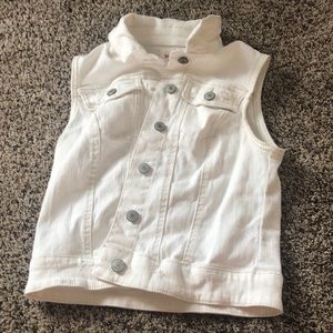 White short sleeve jean jacket